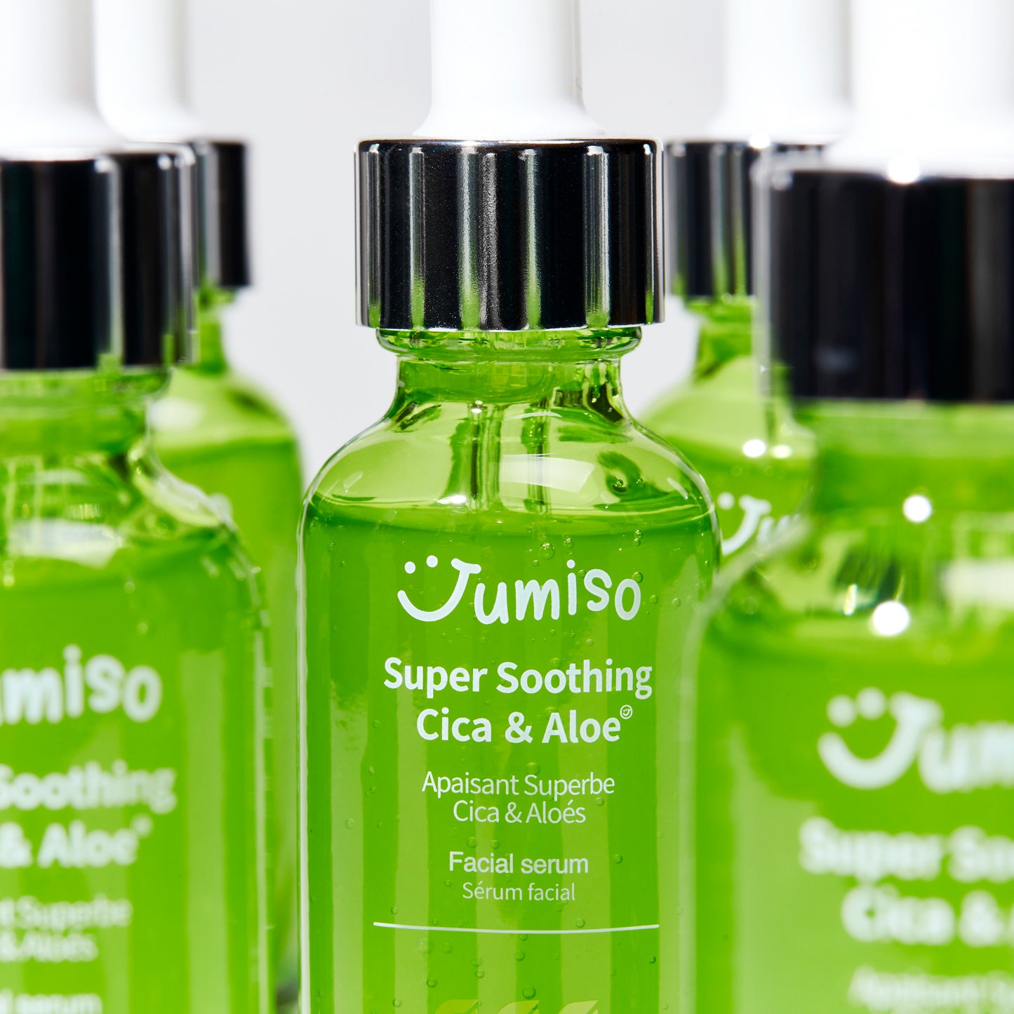 Super Soothing Cica & Aloe Facial Serum 30ml | HelloSkin Jumiso